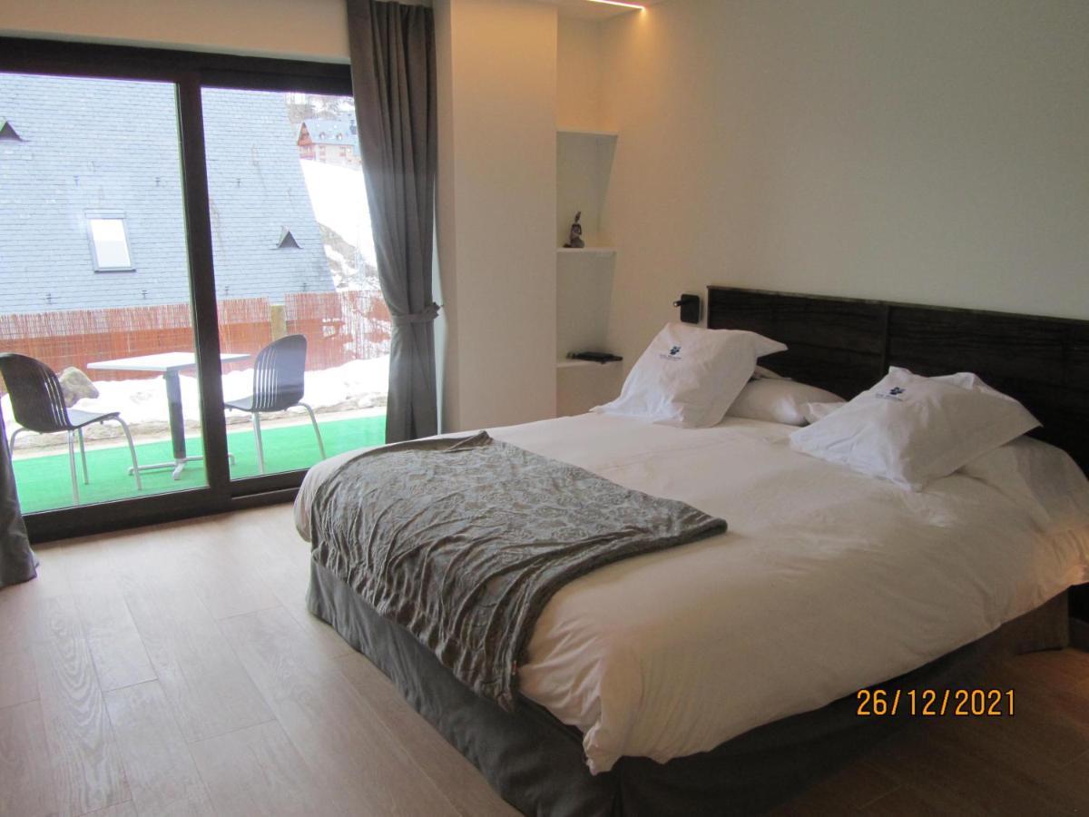 Mauberme Mountain Boutique Hotel Salardú Kültér fotó