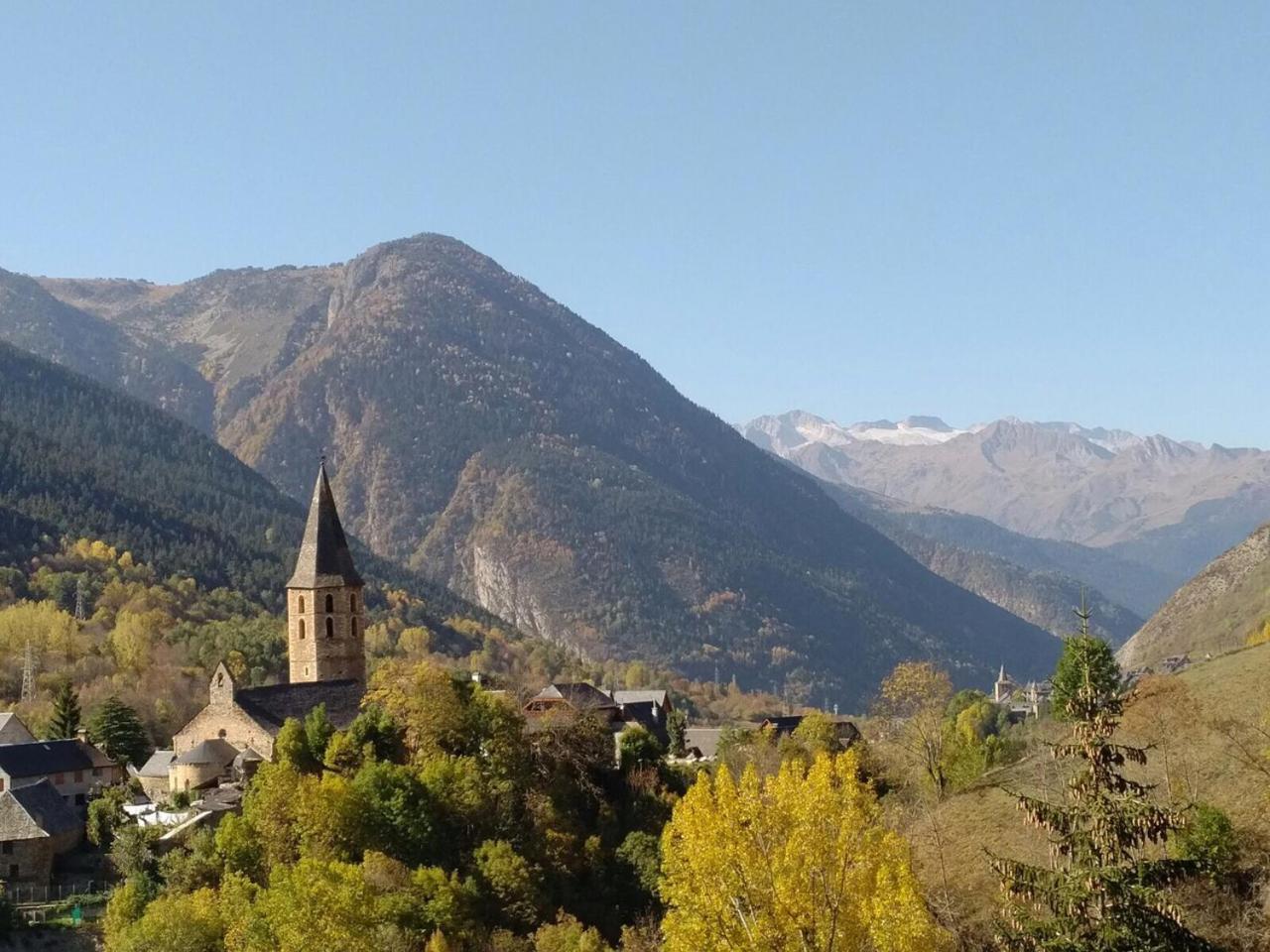 Mauberme Mountain Boutique Hotel Salardú Kültér fotó