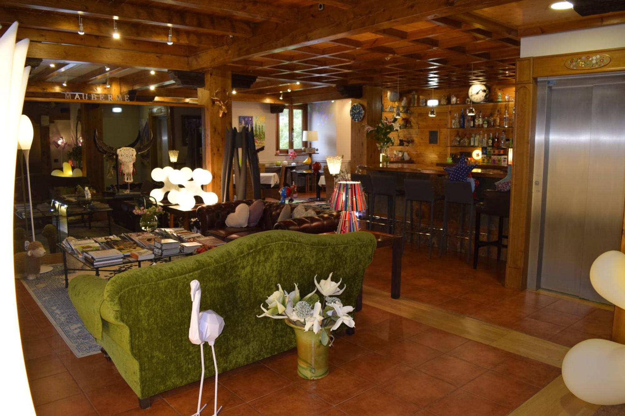 Mauberme Mountain Boutique Hotel Salardú Kültér fotó