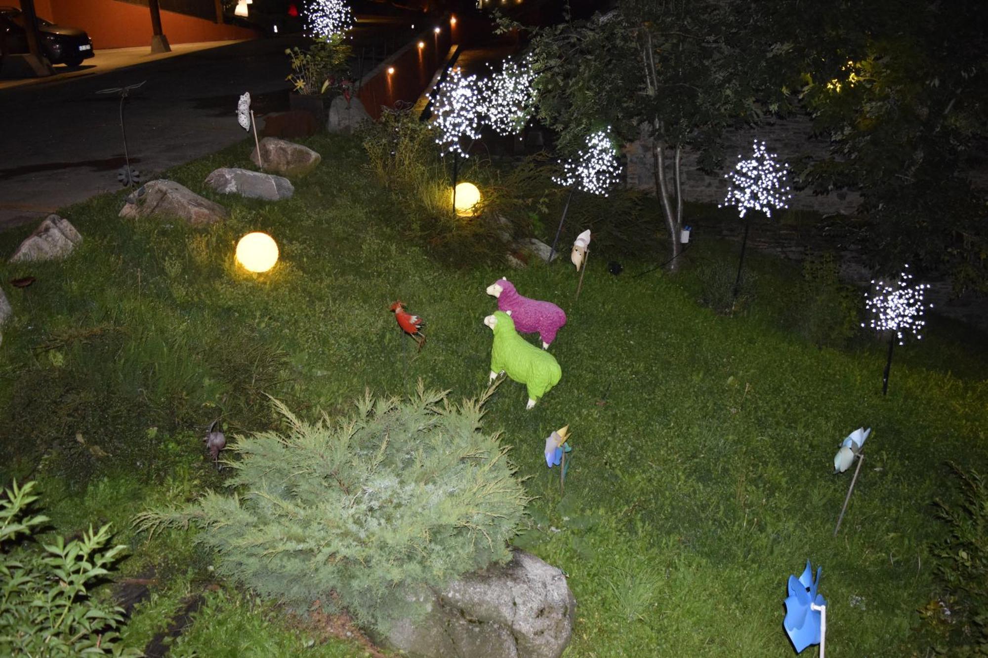 Mauberme Mountain Boutique Hotel Salardú Kültér fotó